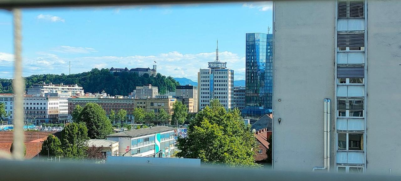 Apartment Corner Tower // Prijetno Stanovanje Za 4 Osebe + Free Parking *