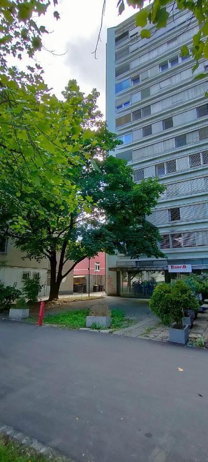 Apartment Corner Tower // Prijetno Stanovanje Za 4 Osebe + Free Parking Ljubljana